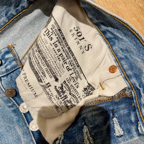 Levi’s 501’s Skinny Jeans - Picture 6 of 7